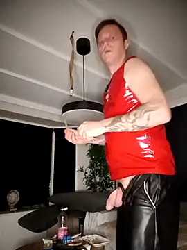 Snapshot of jefflatex45 chatting on June 18, 12:22 am jefflatex45 online show from June 18, 12:22 am