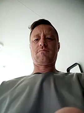 Snapshot of jefflatex45 chatting on July 2, 4:40 am jefflatex45 online show from July 2, 4:40 am