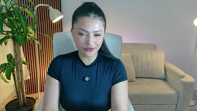Snapshot of victoria___moon chatting on April 29, 5:30 pm victoria moon online show from April 29, 5:30 pm