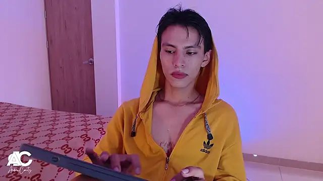 andrew courtzz online show from April 9, 8:36 pm