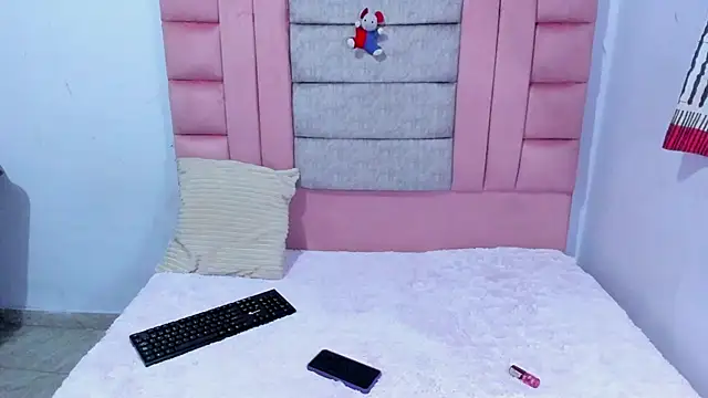 AdaraandMichael online show from February 6, 3:55 am