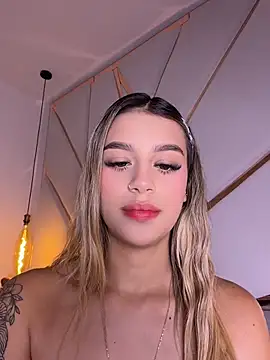 Sophie-velvet online show from July 8, 7:29 pm