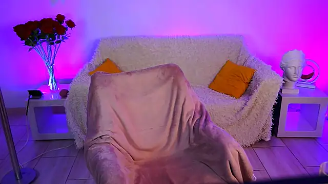 KimPorins online show from March 3, 1:06 pm