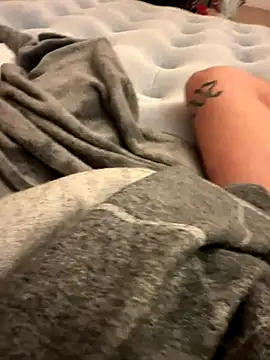 Snapshot of Jason_offizell chatting on December 18, 8:04 pm Jason offizell online show from December 18, 8:04 pm