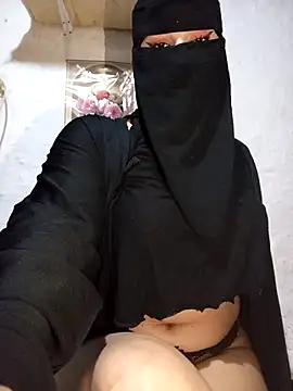 Snapshot of -Batta- chatting on April 24, 3:58 pm -Batta- online show from April 24, 3:58 pm