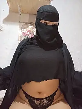 Snapshot of -Batta- chatting on May 23, 10:47 pm -Batta- online show from May 23, 10:47 pm