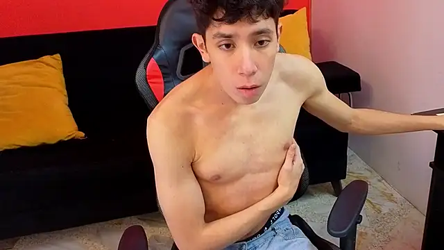 Neo Twink online show from March 4, 7:09 pm