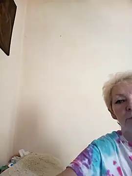 Snapshot of Calypso-Loove chatting on April 28, 1:49 pm Calypso-Loove online show from April 28, 1:49 pm