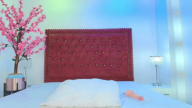 Velora nigth online show from February 9, 11:58 am