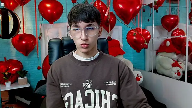 jeremy job online show from February 14, 11:29 am