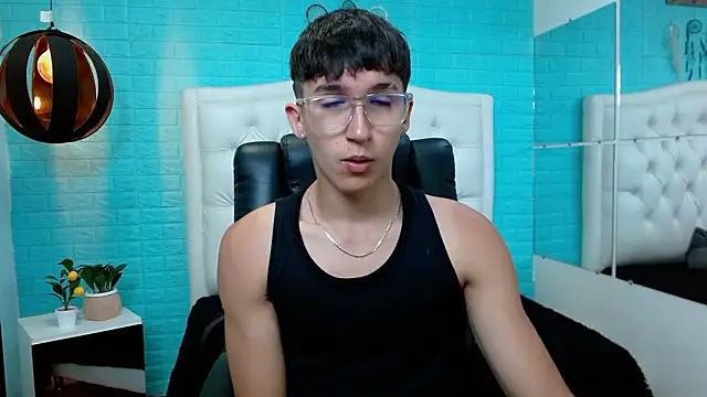 jeremy job online show from March 16, 12:20 pm