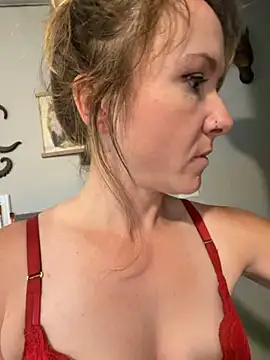 alluringpixie online show from May 28, 2:03 pm
