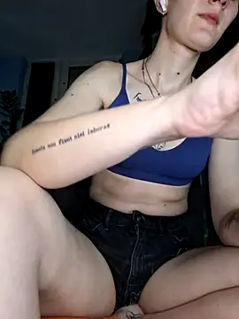 Snapshot of Er_yes_ass chatting on January 8, 9:17 pm Er yes ass online show from January 8, 9:17 pm