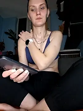 Snapshot of Er_yes_ass chatting on January 13, 9:42 pm Er yes ass online show from January 13, 9:42 pm