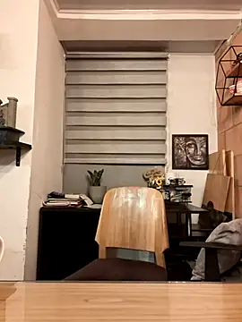 Snapshot of Magenta_Moon chatting on May 16, 11:25 pm Magenta Moon online show from May 16, 11:25 pm