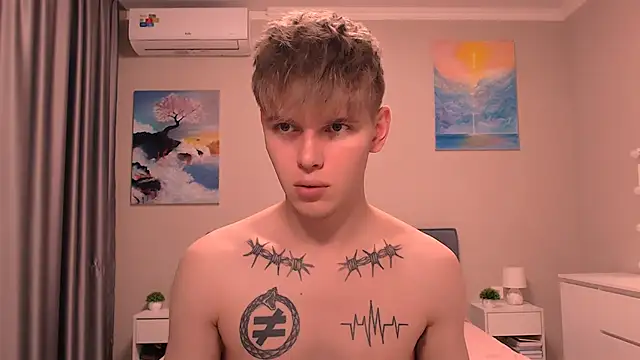 Fredd Xanders online show from December 14, 6:56 pm