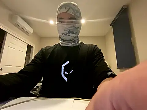 phantom898983 online show from March 4, 5:35 am