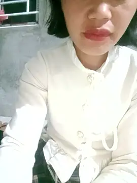 Snapshot of mon-monk chatting on January 17, 2:33 pm mon-monk online show from January 17, 2:33 pm