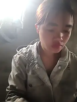 Snapshot of mon-monk chatting on February 24, 1:47 am mon-monk online show from February 24, 1:47 am