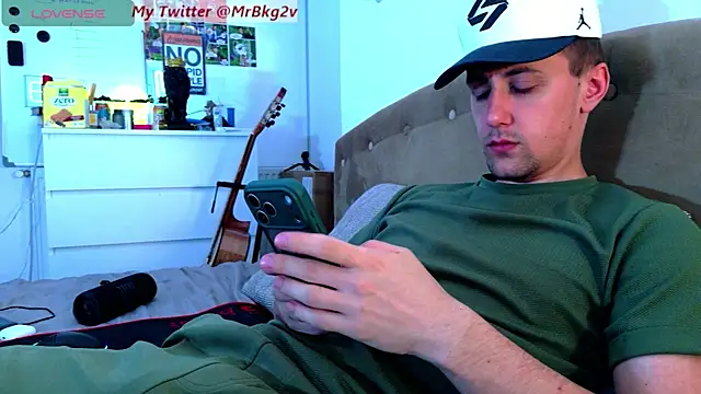 Snapshot of Brellisimo chatting on July 14, 6:57 pm Brellisimo online show from July 14, 6:57 pm