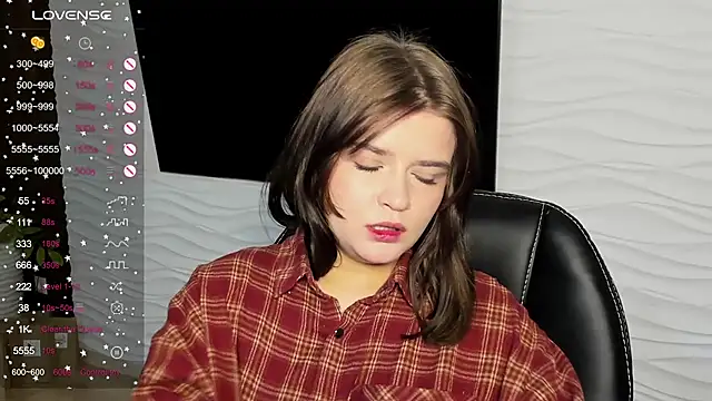 LanaTreades online show from January 8, 1:02 pm