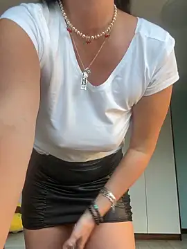 CherryCherry03 online show from May 23, 8:51 am