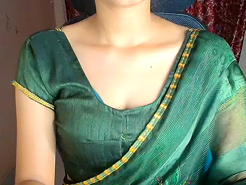 Snapshot of Sexy_Sanaya2 chatting on July 7, 6:01 pm Sexy Sanaya2 online show from July 7, 6:01 pm