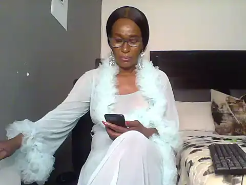 hotgrannxxx58 online show from June 17, 7:26 pm