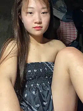 hinata-xx online show from April 3, 9:46 pm