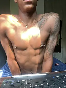 Snapshot of Vergalarga0121 chatting on June 11, 2:48 pm Vergalarga0121 online show from June 11, 2:48 pm