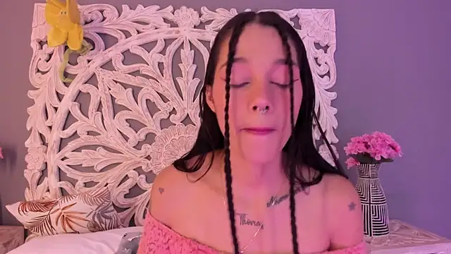 loraineblake online show from February 11, 1:05 pm