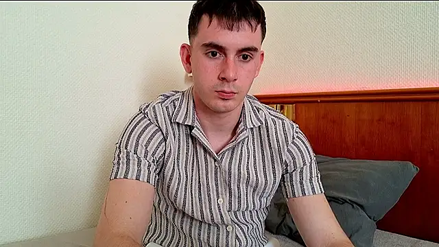 Snapshot of Tommy_Lidds chatting on June 10, 5:45 pm Tommy Lidds online show from June 10, 5:45 pm