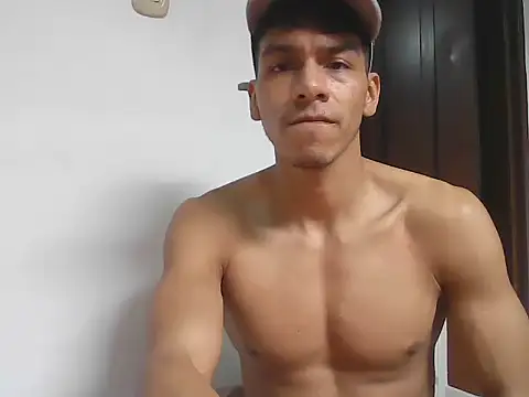 Snapshot of Patrick3_5556 chatting on July 28, 1:54 pm Patrick3 5556 online show from July 28, 1:54 pm