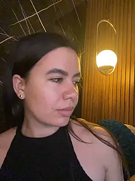 ValentinaEliot online show from April 4, 4:22 am