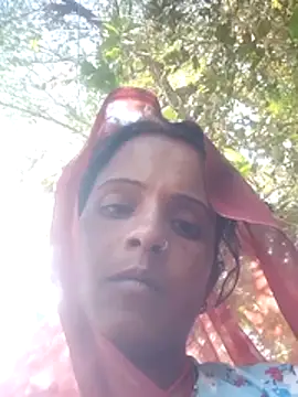 Snapshot of Chetna_thakur chatting on December 18, 6:19 am Chetna thakur online show from December 18, 6:19 am