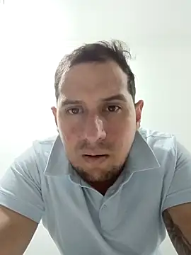 Snapshot of DarkOnebaki- chatting on April 24, 6:16 am DarkOnebaki- online show from April 24, 6:16 am