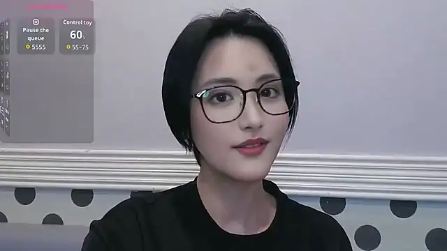 Snapshot of Hentai_Amichan chatting on December 20, 1:07 pm Hentai Amichan online show from December 20, 1:07 pm