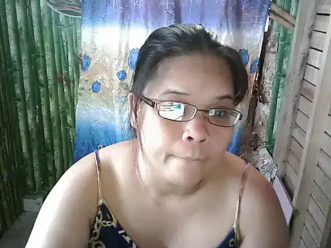 Snapshot of Hotty_babe23 chatting on May 1, 1:54 am Hotty babe23 online show from May 1, 1:54 am