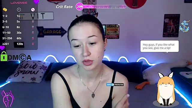 Snapshot of Bellaa_Dream1 chatting on May 19, 7:53 pm Bellaa Dream1 online show from May 19, 7:53 pm