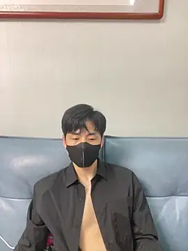 kimze7 online show from April 20, 1:25 pm