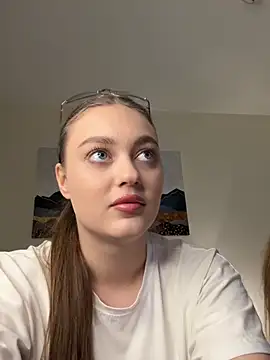 findwayout online show from March 29, 1:33 pm