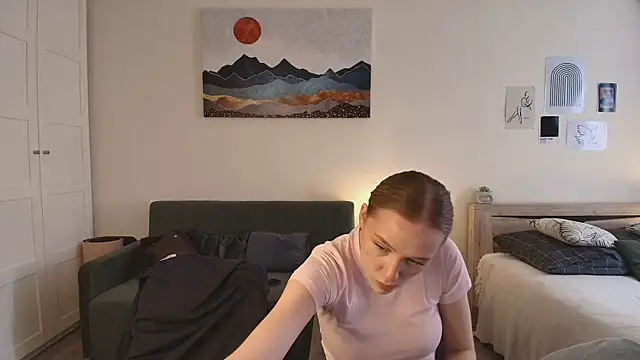 findwayout online show from April 4, 1:08 pm