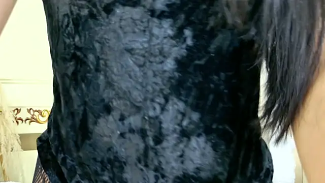 NinnaPiers online show from March 30, 11:33 am