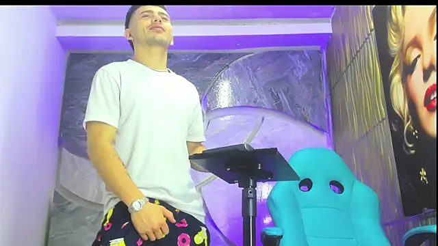 Jhostonex online show from February 4, 3:51 pm