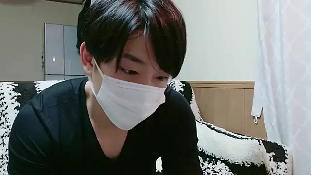 Snapshot of -kou-- chatting on March 8, 12:31 pm -kou-- online show from March 8, 12:31 pm