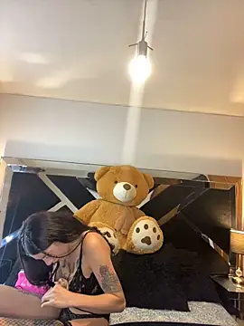 Snapshot of Moon_Magic666 chatting on February 7, 7:06 pm Moon Magic666 online show from February 7, 7:06 pm