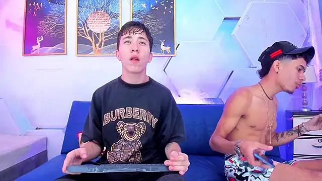 Snapshot of Alex_jeins_at chatting on January 18, 2:10 pm Alex jeins at online show from January 18, 2:10 pm