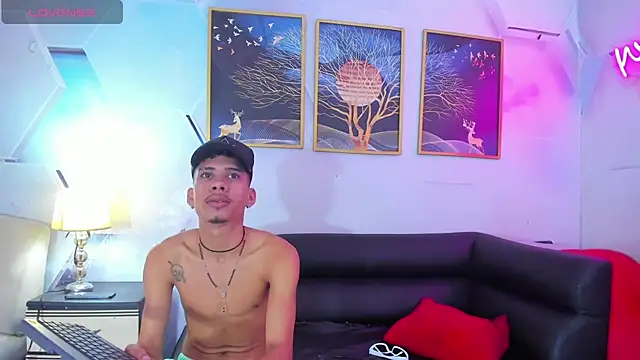 Snapshot of Alex_jeins_at chatting on March 1, 3:25 pm Alex jeins at online show from March 1, 3:25 pm