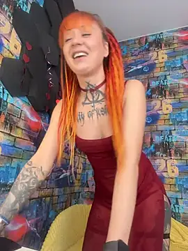 Tattoo  Moon online show from February 24, 1:14 am