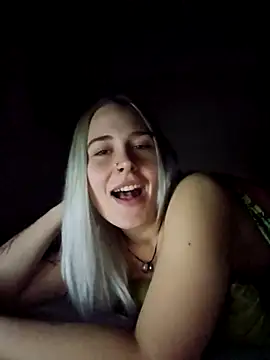 Snapshot of ChristinaWheeled11 chatting on March 21, 7:28 pm ChristinaWheeled11 online show from March 21, 7:28 pm